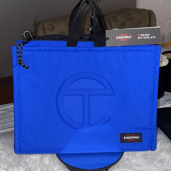 🥳🥳HOST PICK- Telfar x Eastpak Medium Backpack Carry On Shopper Bag Blue NWT - Picture 3 of 12